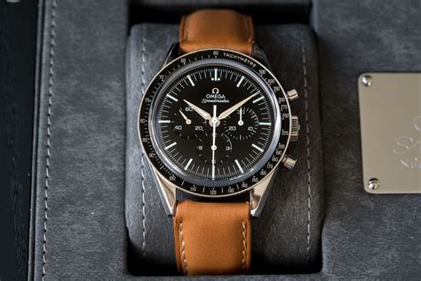 omega speedmaster leather straps|omega speedmaster leather strap price.